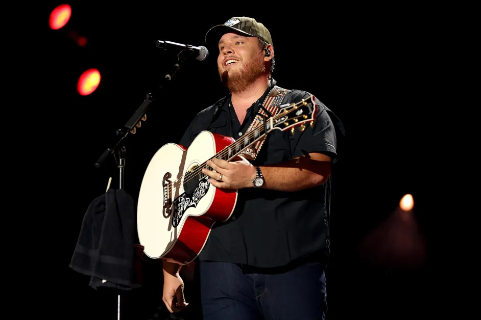 Luke Combs Edinburgh 2026: Murrayfield Concert Guide, Parking, Park & Ride, Tram Updates, Merchandise and Tent Bar