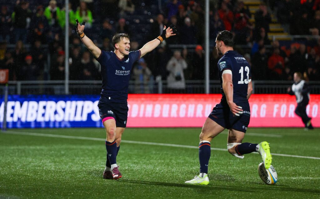 Edinburgh stay top of URC with bonus-point win