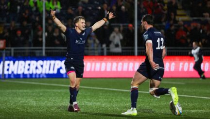 Edinburgh stay top of URC with bonus-point win